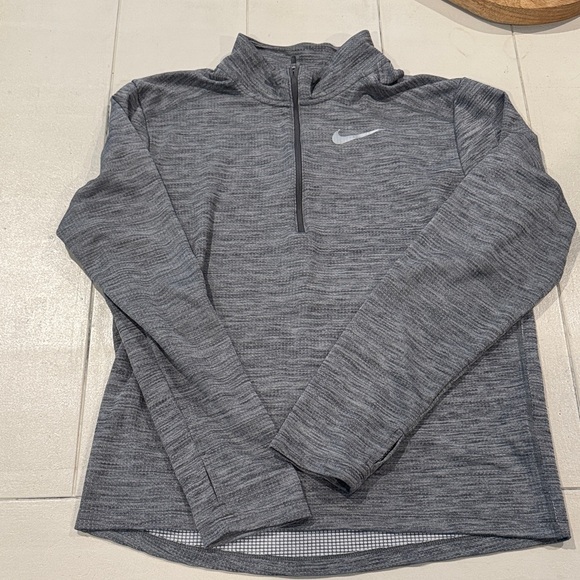 Nike Gray Lightweight Jacket - Picture 1 of 9
